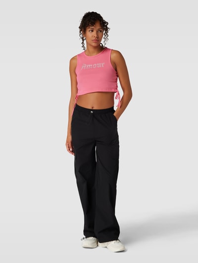 Only Crop Top mit Strasssteinbesatz Modell 'TELMA' Pink 1