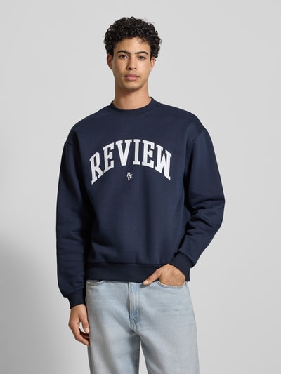 REVIEW Sweatshirt mit Varsiety Embleme Marine 4