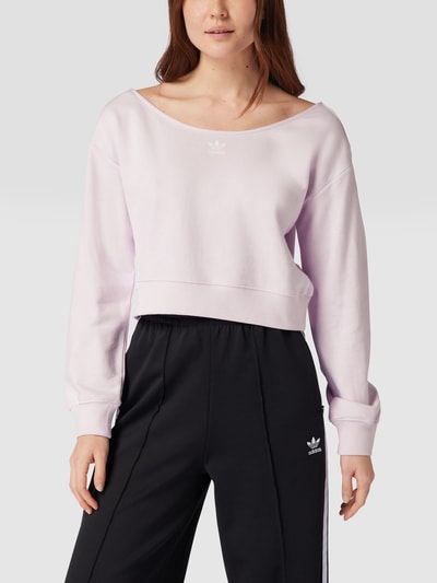 adidas Originals Cropped Sweatshirt mit U-Boot-Ausschnitt Flieder 4