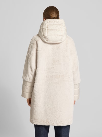 s.Oliver BLACK LABEL Regular fit lange jas van imitatiebont met gewatteerde capuchon Kit - 5