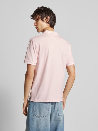 Tommy Jeans Regular Fit Poloshirt mit Logo-Stitching Pink 5