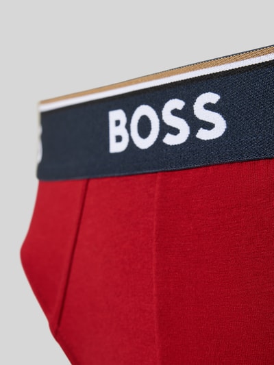 Produktfoto, czerwone figi z mieszanki bawełny model 'Power' od BOSS, gładka faktura, czarno-biały pasek z logo, Herren Slip von BOSS