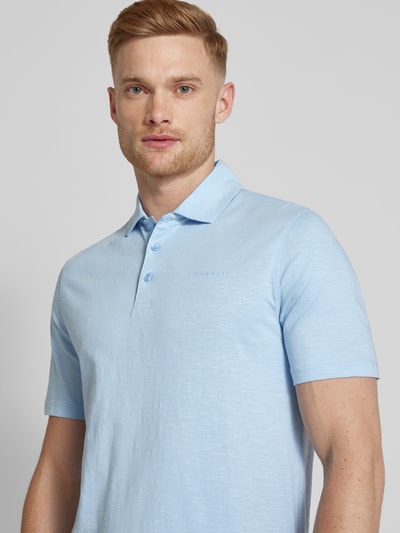 bugatti Koszulka polo o kroju slim fit w jednolitym kolorze Jasnoniebieski 3