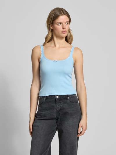 Review Tanktop mit Schleifen-Detail Hellblau 4