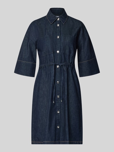 Produktfoto, Knielanges Jeanskleid mit Brusttaschen von Comma, dunkles Denim, mit Hemdblusenkragen, Knopfleiste, Bindegürtel, Reine Baumwolle, Gerader-Schnitt, strukturierte Oberfläche