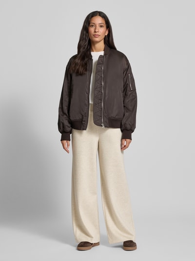 Rich & Royal Sweatpants aus Viskose-Mix mit elastischem Bund Sand 1