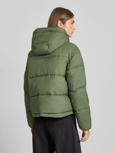 Tommy Jeans Regular Fit Steppjacke mit Kapuze Khaki 5