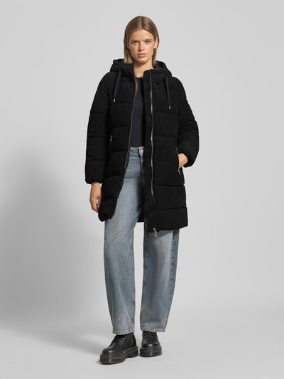 Only Płaszcz pikowany o kroju regular fit ze sztruksu model ‘DOLLY’ Czarny 1