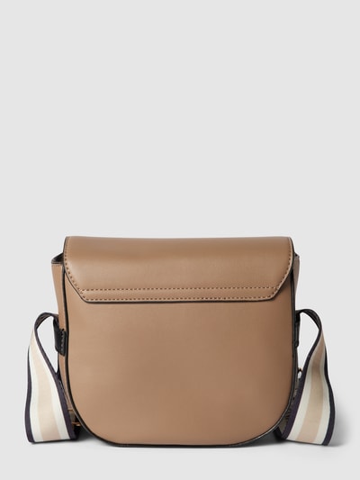 VALENTINO BAGS Saddle Bag mit Label-Detail in metallic Modell 'COUS' Taupe 4