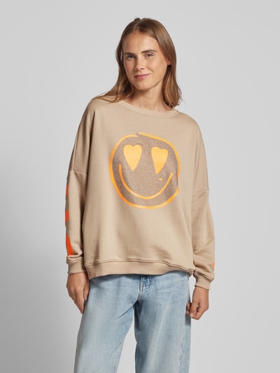 miss goodlife Sweatshirt met siersteentjes, model 'Heart' Zand - 4