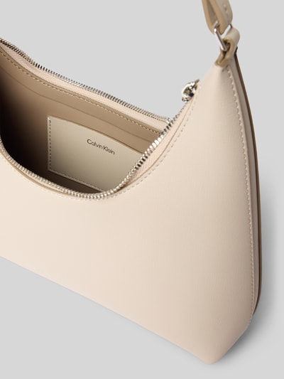 CK Calvin Klein Handtasche mit kurzem Tragegriff Modell 'FOIL' Offwhite 5