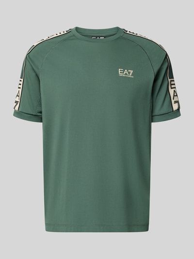Produktfoto, T-Shirt aus Viskose-Mix mit Logo von EA7 Emporio Armani in Grün mit Regular-Fit, Rundhalsausschnitt und Logo-Details.