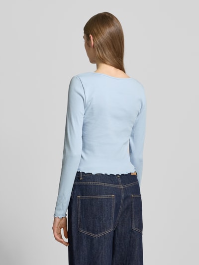 Only Slim Fit Langarmshirt aus Baumwoll-Mix mit Frill-Abschlüssen Modell 'BETTY' Hellblau 5