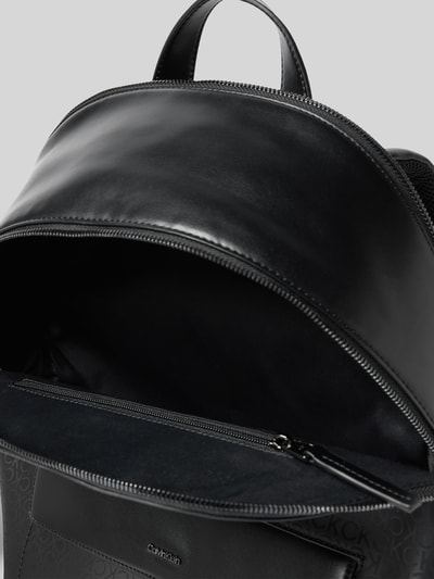 CK Calvin Klein Rucksack mit Label-Applikation Modell 'CK SLEEK' Metallic Black 5