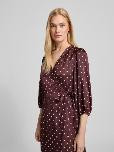 Neo Noir Sukienka kopertowa z dekoltem w serek model ‘Malinga’ Średniobrązowy 3