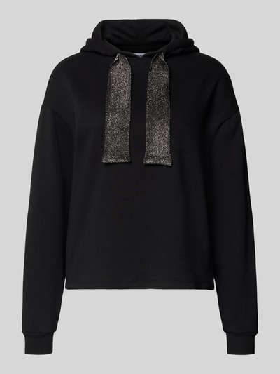 Produktfoto, Regular Fit Hoodie aus Baumwoll-Mix Modell 'CHILLI' von Pieces, czarny, jednolity, dzianina sweat, długie rękawy, kaptur z troczkiem, label stitching, krój regular fit, materiał bawełniany mix