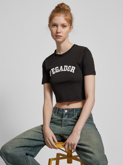 Pegador Kort T-shirt met labelprint, model 'JENNA' Zwart - 3