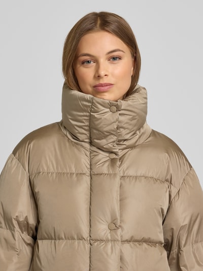 Gant Relaxed Fit Steppjacke mit Daunen-Feder-Füllung Camel 3
