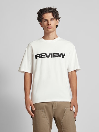 REVIEW T-shirt z nadrukiem z logo Złamany biały 4