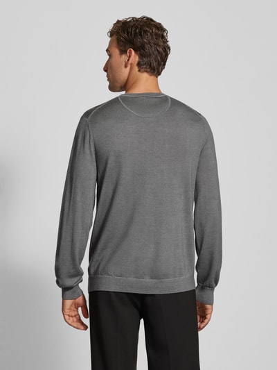 OLYMP Level Five Slim Fit Strickpullover aus Schurwolle mit Rundhalsausschnitt Stein 5