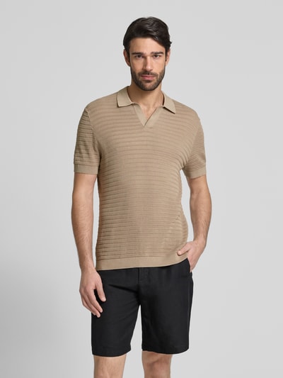 Drykorn Regular Fit Poloshirt mit V-Ausschnitt Modell 'BRAIAN' Beige 4