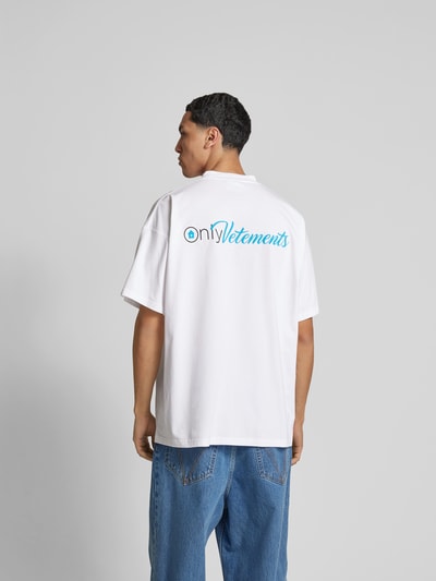 VETEMENTS T-Shirt mit Label-Print Weiss 5