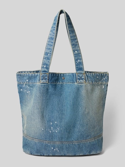 Productfoto, Tote Bag aus reiner Baumwolle in Denim-Optik van Carhartt Work In Progress met Hoofdvak, drukknoopsluiting, draagriem, logopatch, denimlook textuur, maat 1: breedte 48 cm, lengte 40 cm, diepte 15 cm, schouderbandlengte 65 cm, blauw met witte spatten