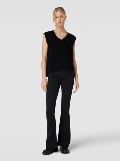 Pieces Flared Cut Jeans in unifarbenem Design Modell 'PEGGY' Black 1