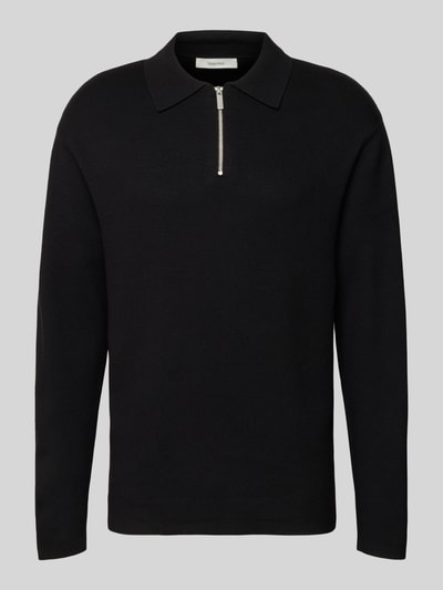 Produktfoto, Relaxed Fit Pullover aus Viskose-Mix Modell 'TELLER' von SELECTED HOMME in Schwarz, unifarben, Feinstrick mit Polokragen und Reißverschluss.