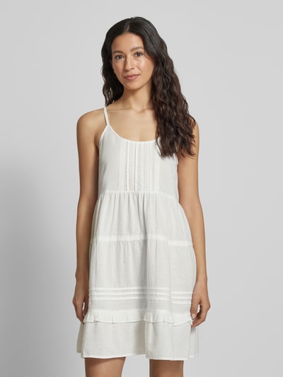Vero Moda Sukienka mini o luźnym kroju na regulowanych, cienkich ramiączkach model ‘PRETTY’ Biały 4