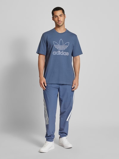 adidas Originals T-Shirt mit Label-Stitching Blau 1