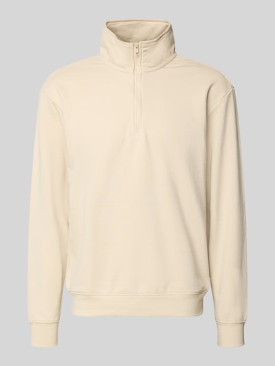 Produktfoto, Sweatshirt mit Troyer-Kragen Modell 'BRODY' von Blend, gerader Schnitt, cremefarbene Baumwoll-Mix-Textur, elastische Abschlüsse.