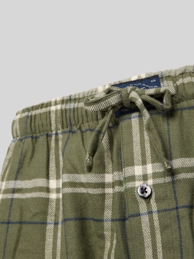 Produktfoto, Comfort Fit Pyjama-Hose aus reiner Baumwolle von Polo Ralph Lauren Underwear, grünes Tartan-Muster, Twill-Struktur, elastischer Bund mit Tunnelzug, seitliche Eingrifftaschen, Logo-Stitching