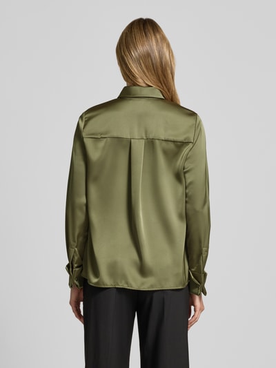 Christian Berg Woman Selection Bluzka koszulowa o kroju regular fit z satyny z wykładanym kołnierzem Khaki 5