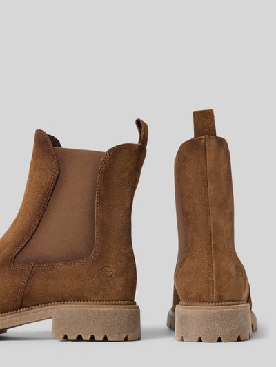 Produktfoto, braune Chelseas aus echtem Rindsleder von Tamaris, samtige Oberfläche, beige Profilsohle, Damen Chelseas von Tamaris