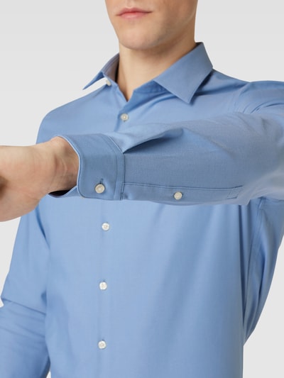 Jake*s Koszula biznesowa o kroju slim fit z kołnierzykiem typu cutaway Lodowy błękitny 3