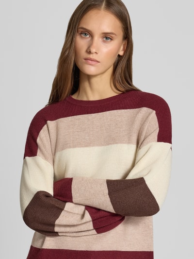 ONLY sweter z mieszanka wiskozy, krój regular fit, model 'LATIA' Bordowy 3