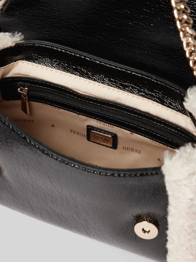 Guess Handtasche mit Label-Applikation und Teddyfell Modell 'DAVIKA' Black 5