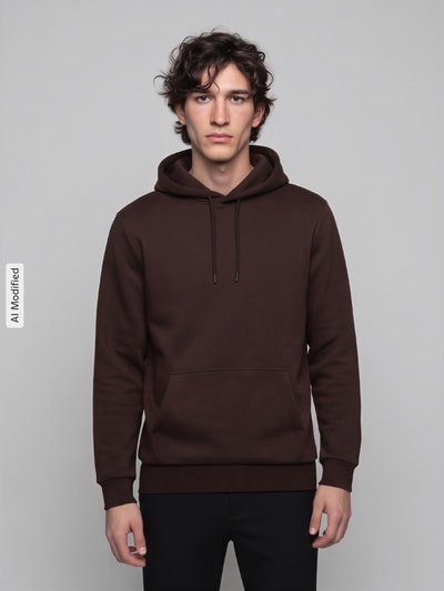 Mannenmodel draagt donkerbruine Regular Fit Hoodie aus Baumwoll-Mix model 'CERES' van ONLY, Heren Hoodie, frontaal beeld, KI-modified beeld