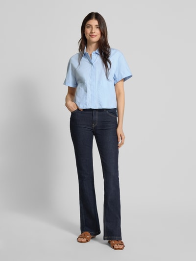 s.Oliver RED LABEL Relaxed Fit Hemdbluse aus reiner Baumwolle Hellblau 1