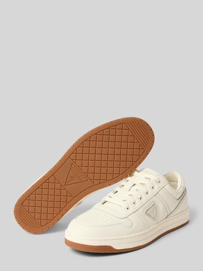 Produktfoto, Sneaker aus Leder mit Label-Detail Modell 'UDDENT' von guess, heren sneakers van echt leer met labeldetail, afgeronde punt, vetersluiting, hakhoogte maat 44: 3 cm, schachthoogte: 7 cm, schachtbreedte: 9 cm, ivoor met bruine zool, textuur van glad leer, model 'UDDENT'