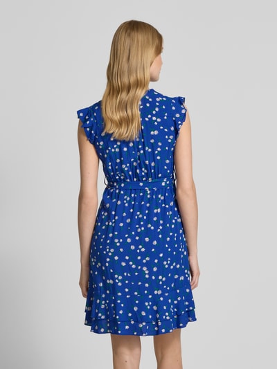 Apricot Knielanges Kleid aus Viskose mit Bindegürtel Royal 5