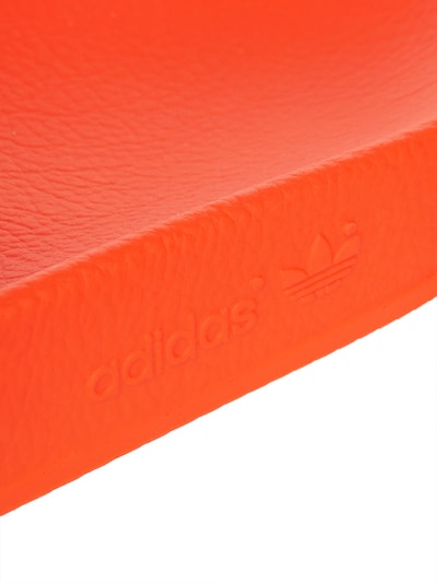 adidas Originals Rubberen schuifregelaar met logostrepen Neon oranje - 2