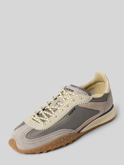 Produktfoto, Sneaker aus Leder-Mix mit Logo-Detail Modell 'Bridge' von HOFF, Mieszanka skóry, zaokrąglony krój, detal z logo, profilowana podeszwa, wysokość obcasa w rozmiarze 40: 2 cm, wysokość cholewki w rozmiarze 40: 8 cm, szerokość w rozmiarze 40: 8 cm