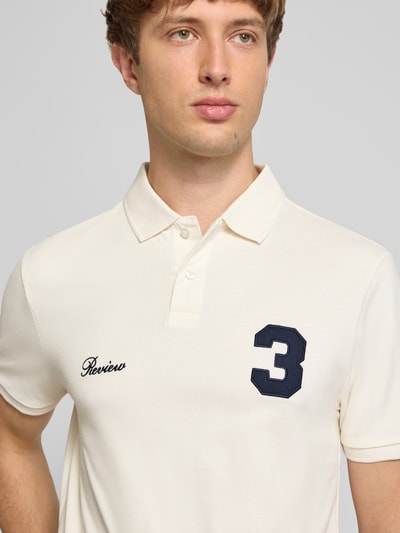 REVIEW Regular Fit Poloshirt mit Logo-Stitching Offwhite 3