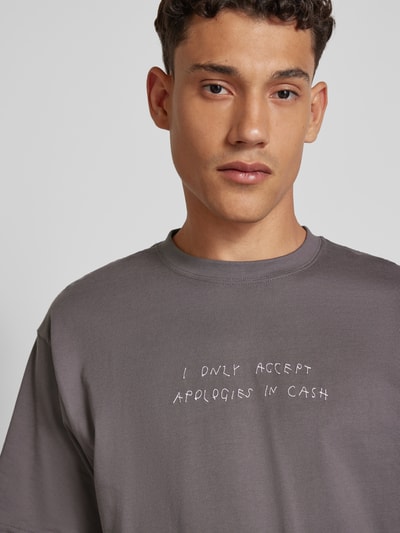 Only & Sons T-Shirt mit Statement-Stitching Modell 'AARON LIFE' Anthrazit 3