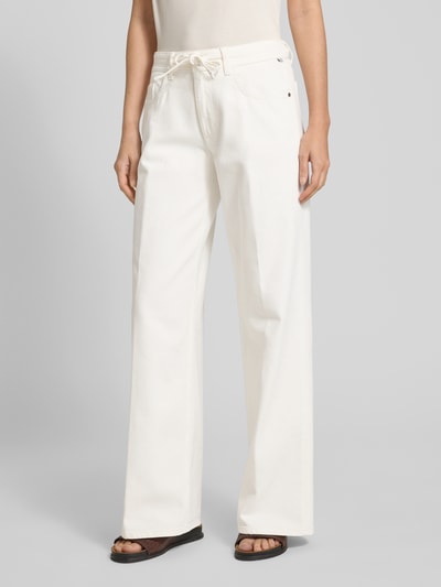 Brax Wide Fit Jeans mit Bindegürtel Modell 'MORGAN' Offwhite 4