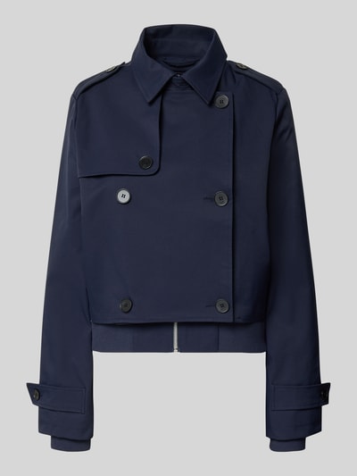 Produktfoto, Trenchcoat mit Ärmelriegeln van monari in donkerblauw, regular fit, met dubbele rij knopen, knoopsluiting, platte kraag, ruglengte maat 36: 48 cm, schouderbreedte: 42 cm, borstwijdte: 54 cm, mouwlengte: 67 cm