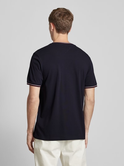 Tommy Hilfiger T-Shirt mit Label-Stitching Marine 5