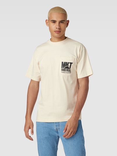 MARKET T-Shirt mit Rundhalsausschnitt und Brusttasche Sand 4